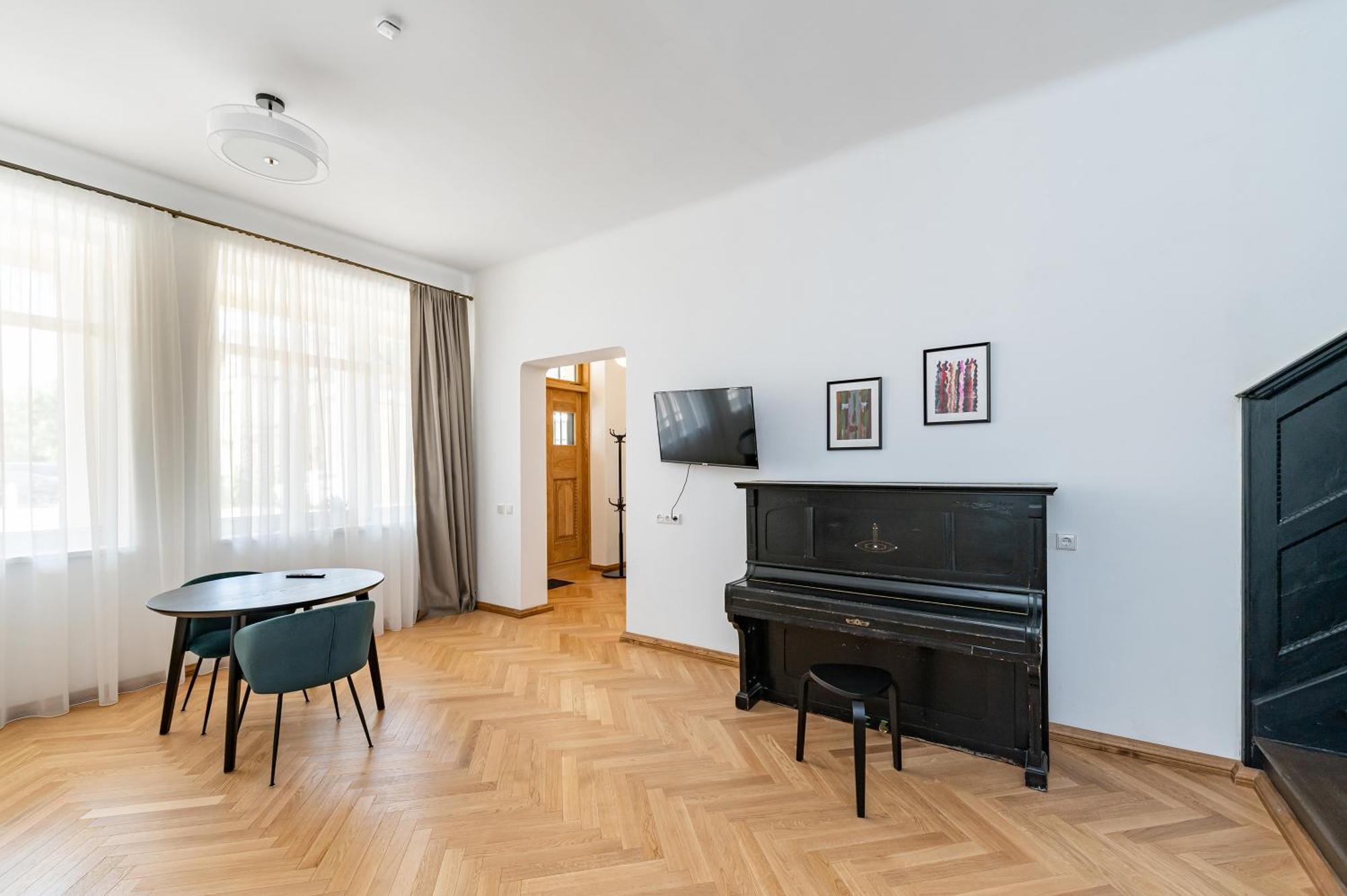 Park Avenue Apartments By Hostlovers Kaunas Esterno foto