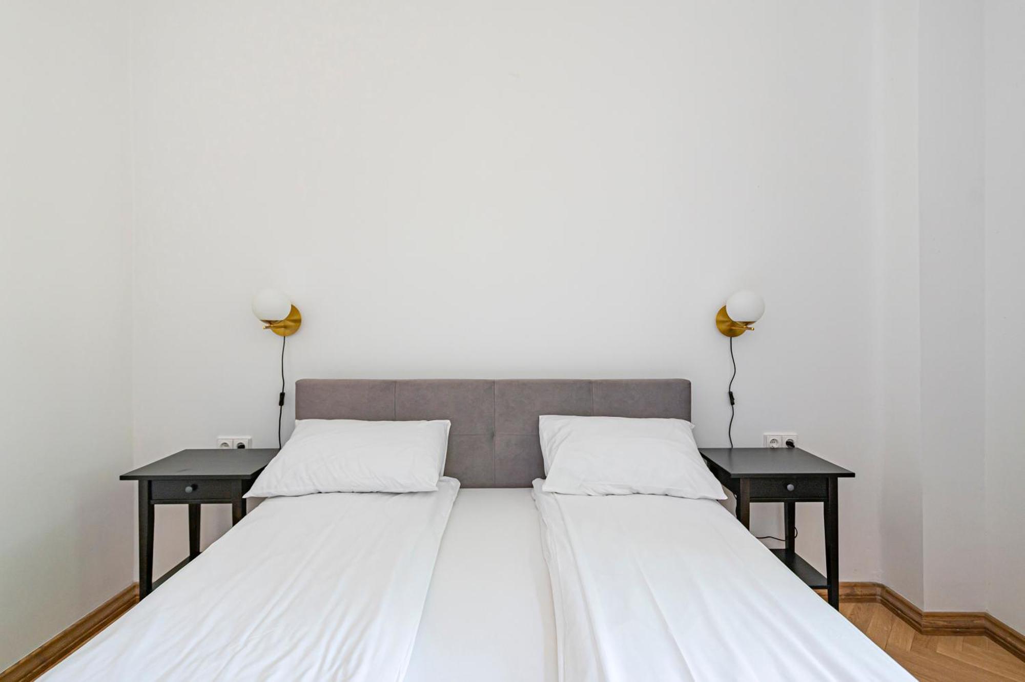 Park Avenue Apartments By Hostlovers Kaunas Esterno foto
