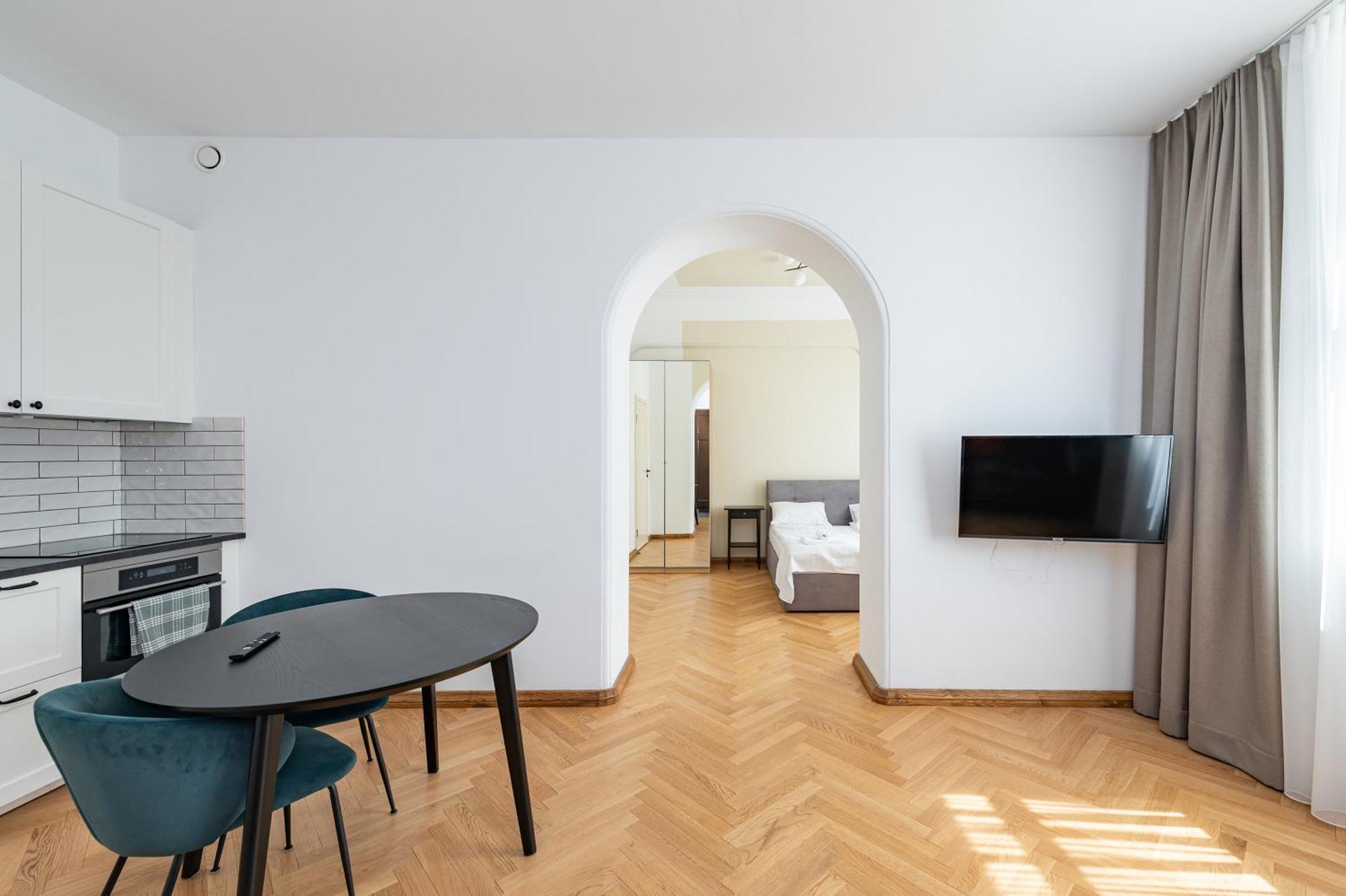 Park Avenue Apartments By Hostlovers Kaunas Esterno foto