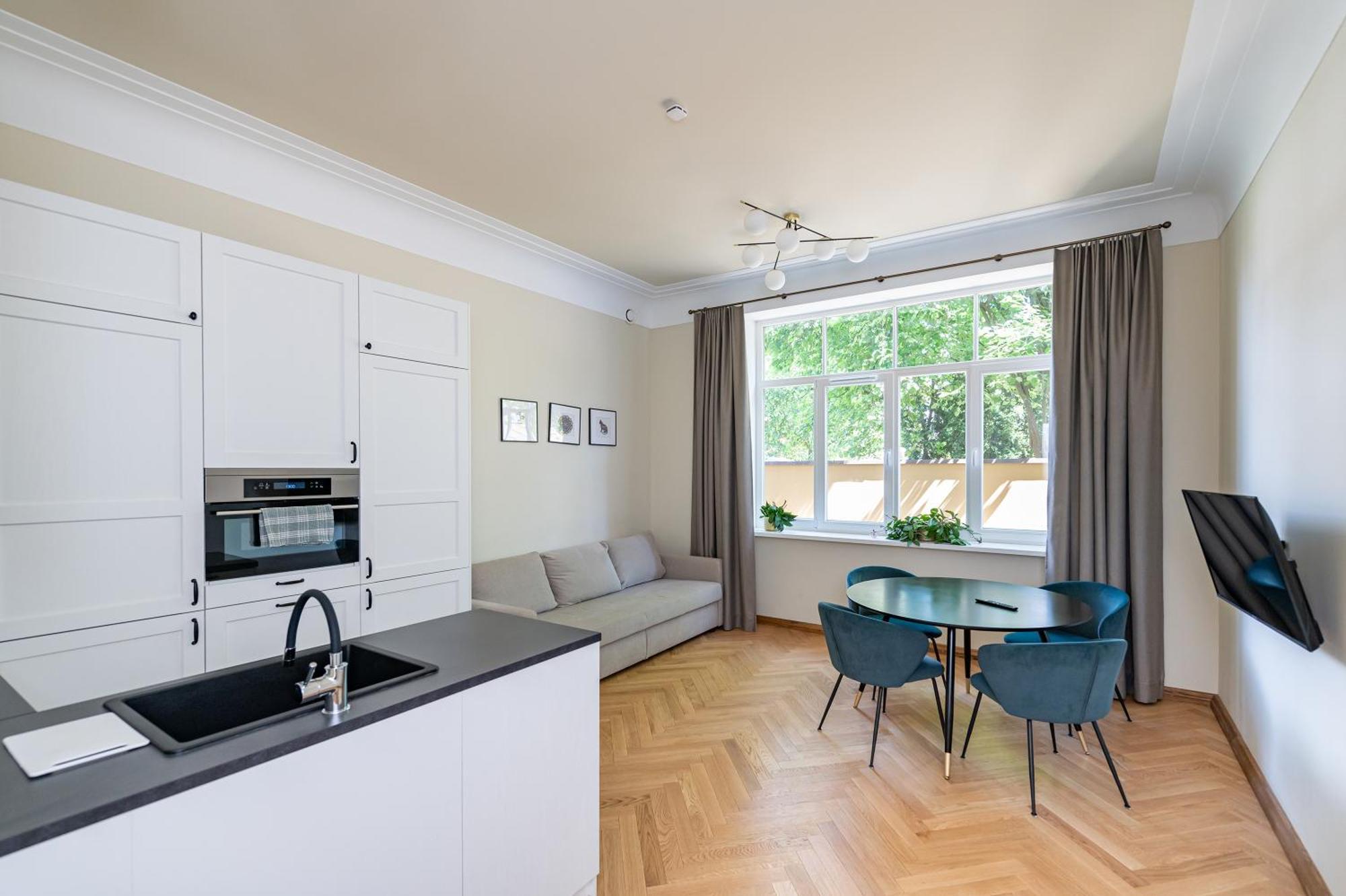 Park Avenue Apartments By Hostlovers Kaunas Esterno foto